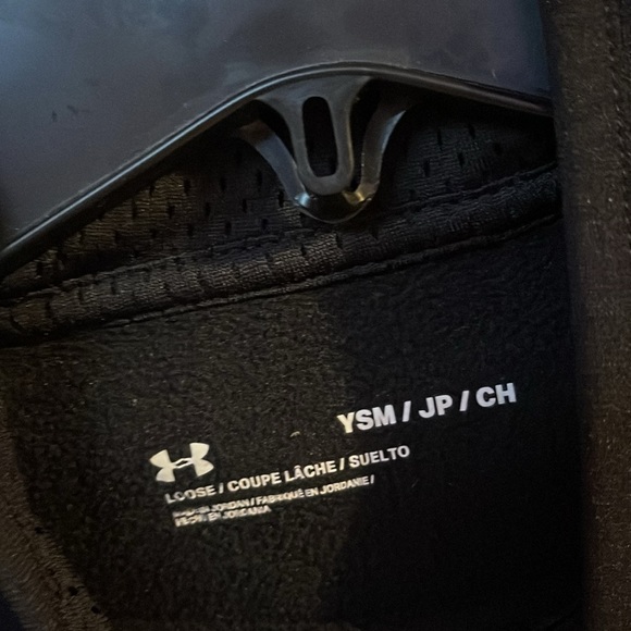 Under armour hoodie - Picture 2 of 3